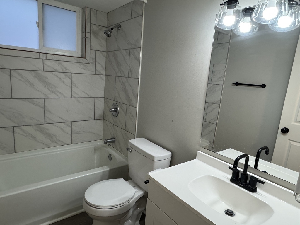 3240 Heatherton Drive - Photo 4