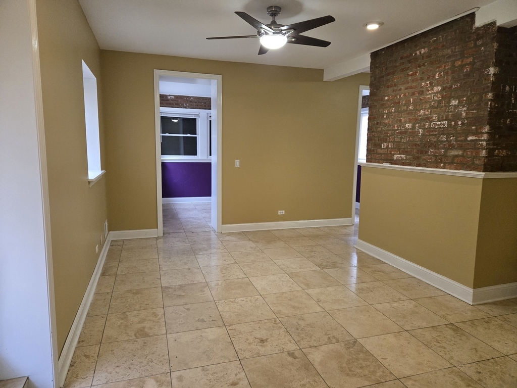 5948 S King Drive - Photo 2