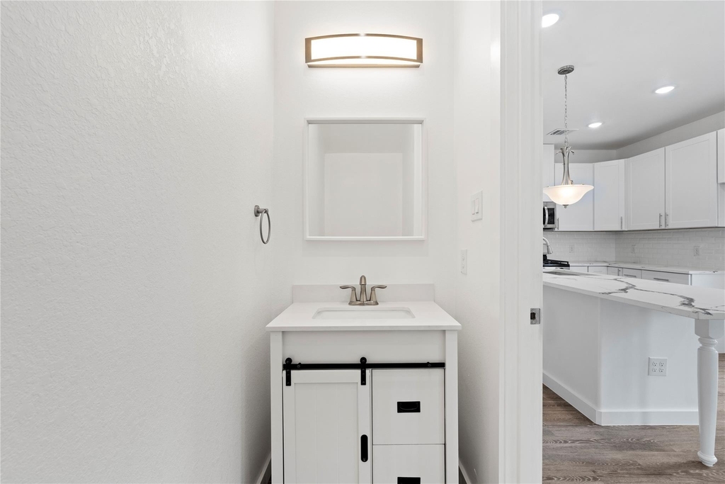 8001 Talton Street - Photo 8