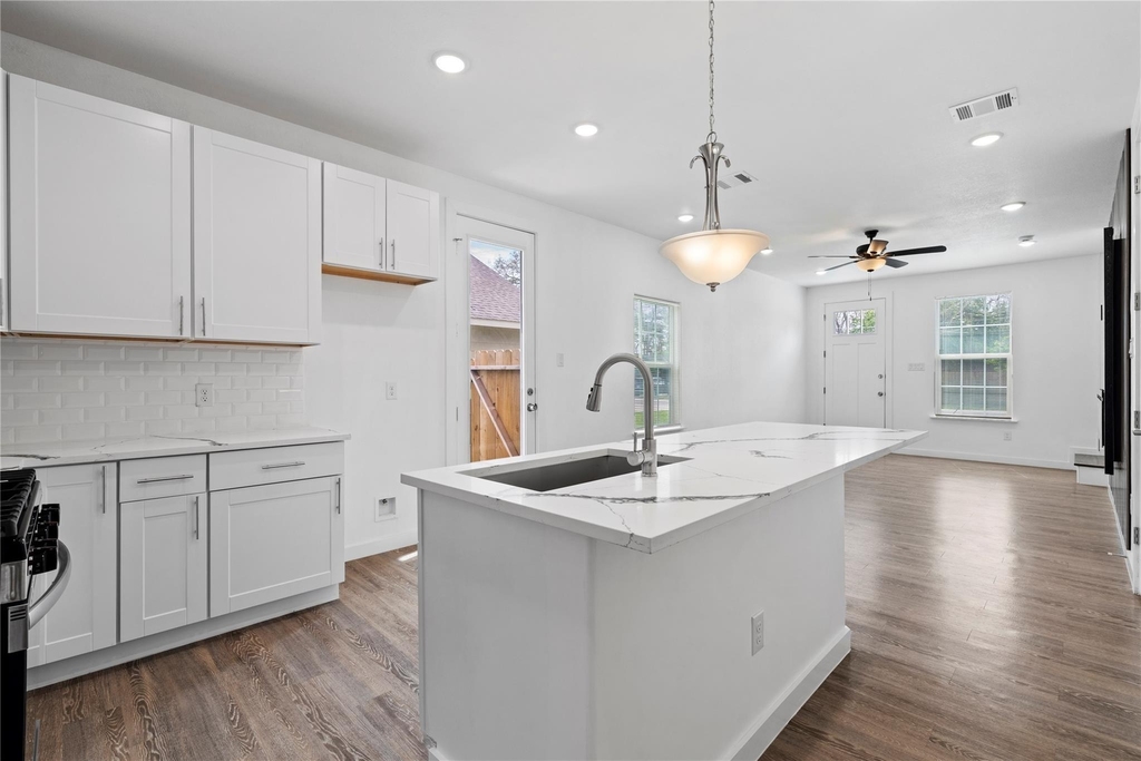 8001 Talton Street - Photo 6