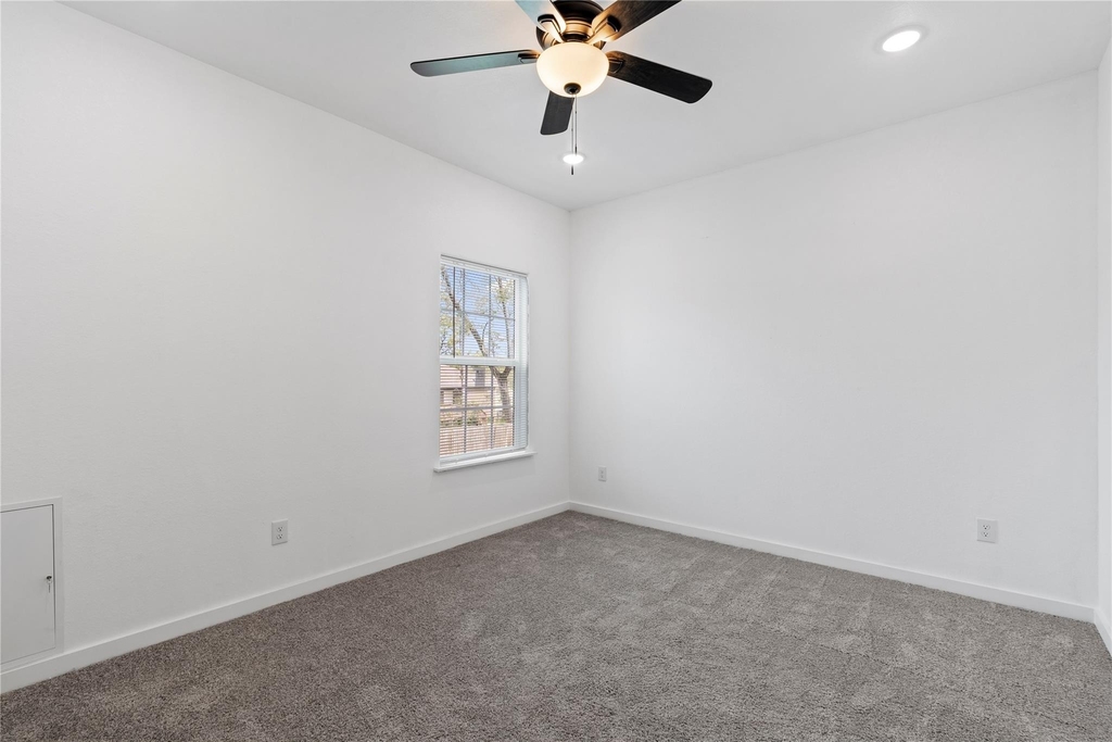 8001 Talton Street - Photo 17