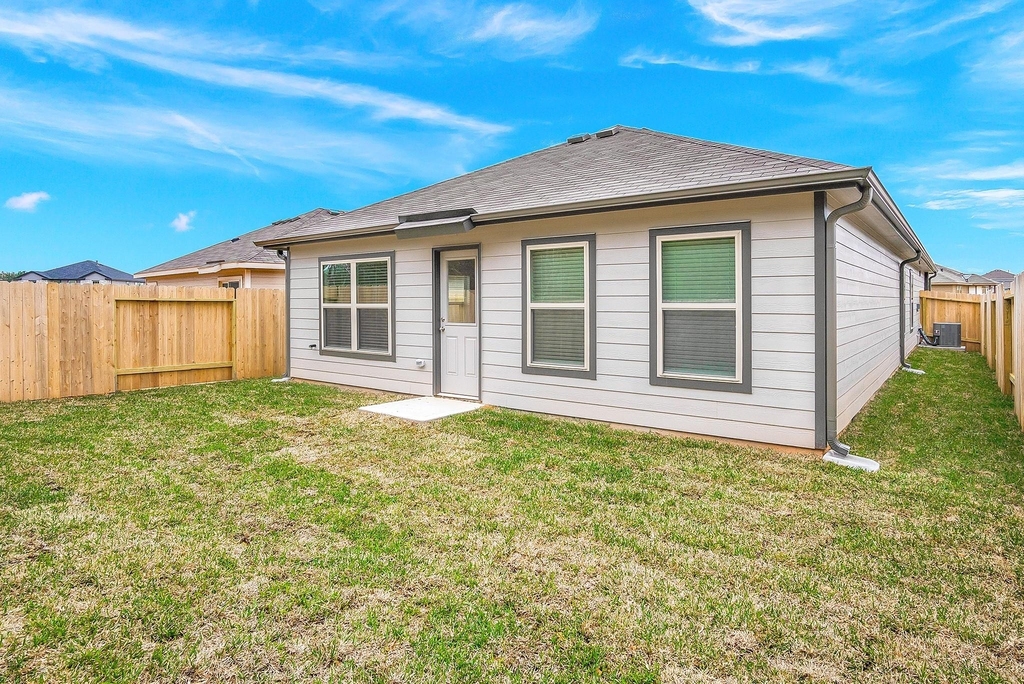 9605 Last Maples Trail - Photo 21