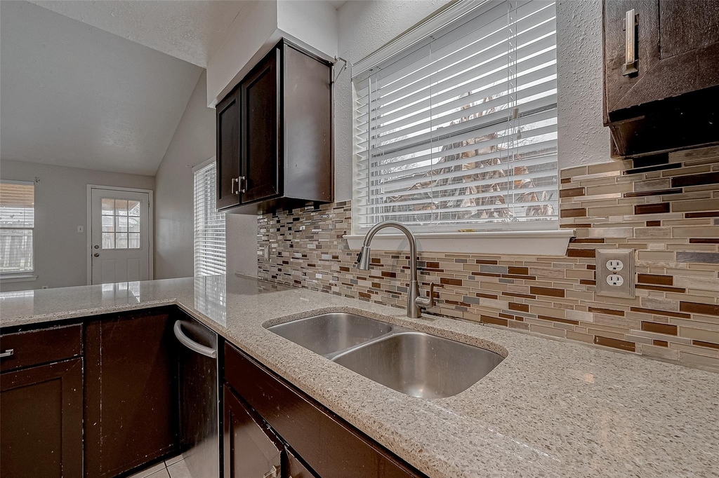 10322 Clarktower Lane - Photo 8