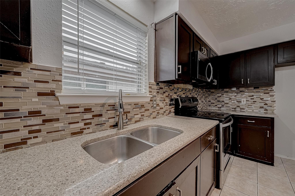 10322 Clarktower Lane - Photo 9