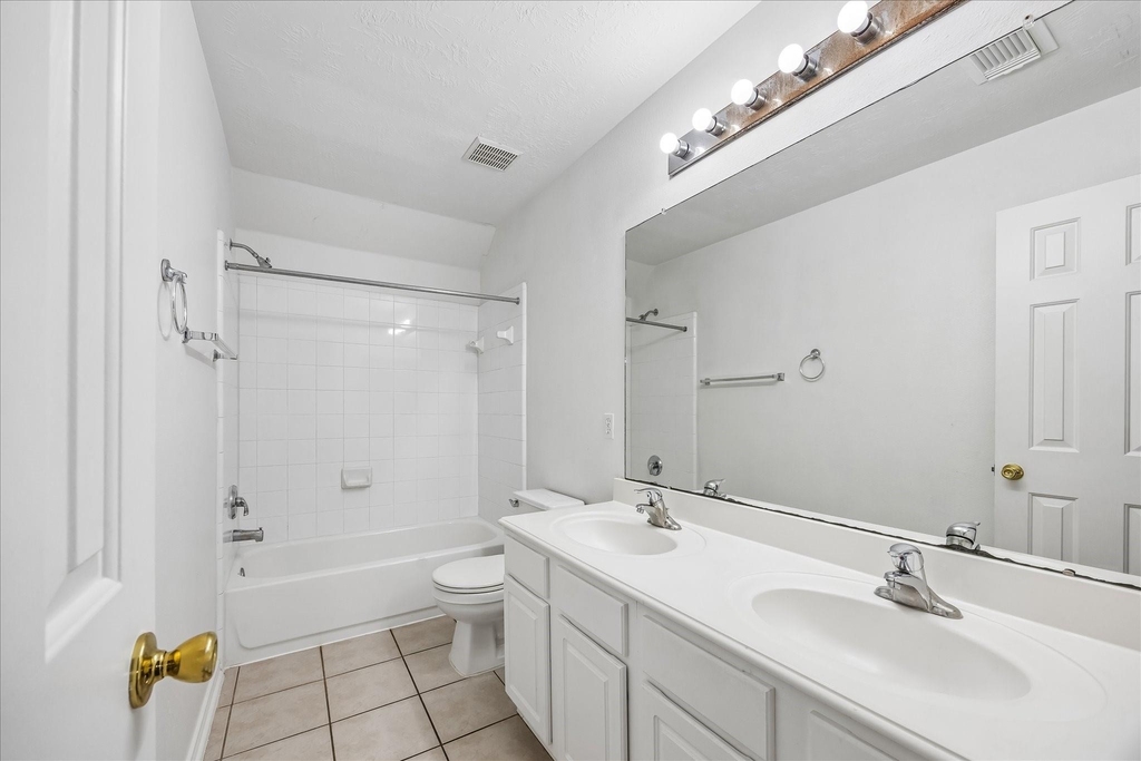 5606 Cozy Terrace Lane - Photo 14