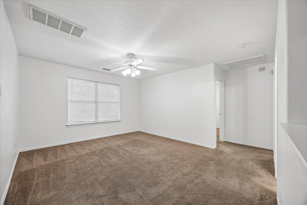 5606 Cozy Terrace Lane - Photo 10