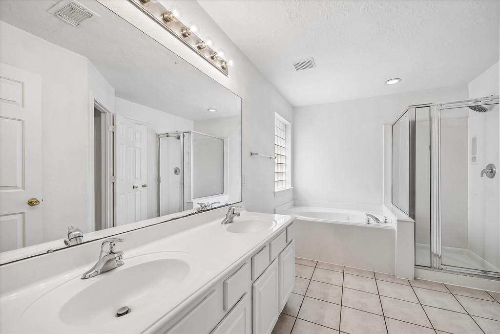 5606 Cozy Terrace Lane - Photo 9