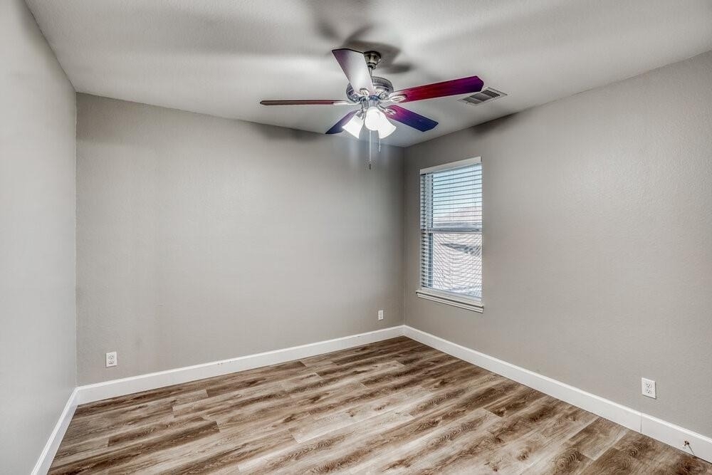 6006 Lovage Avenue - Photo 9