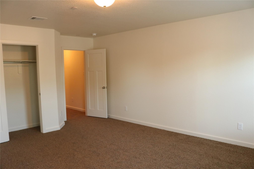 10535 Mills Road - Photo 40