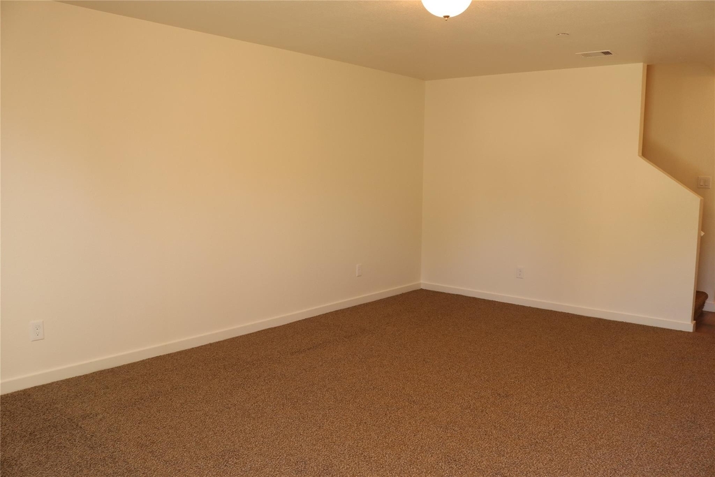 10535 Mills Road - Photo 3