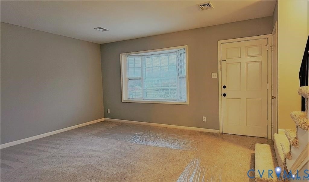 202 Newstead Drive - Photo 4