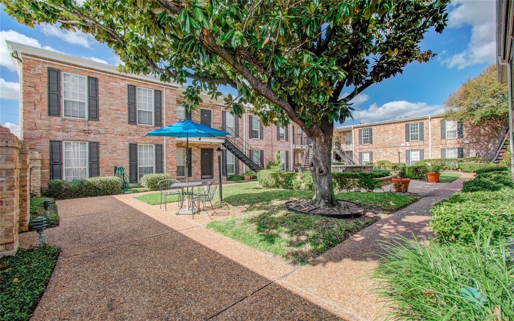 6410 Del Monte Drive - Photo 24
