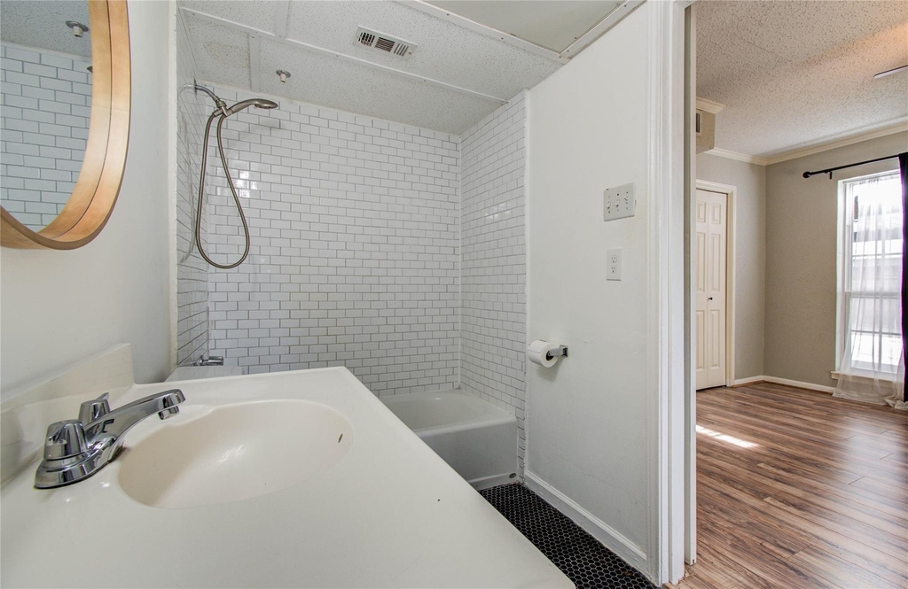 6410 Del Monte Drive - Photo 18