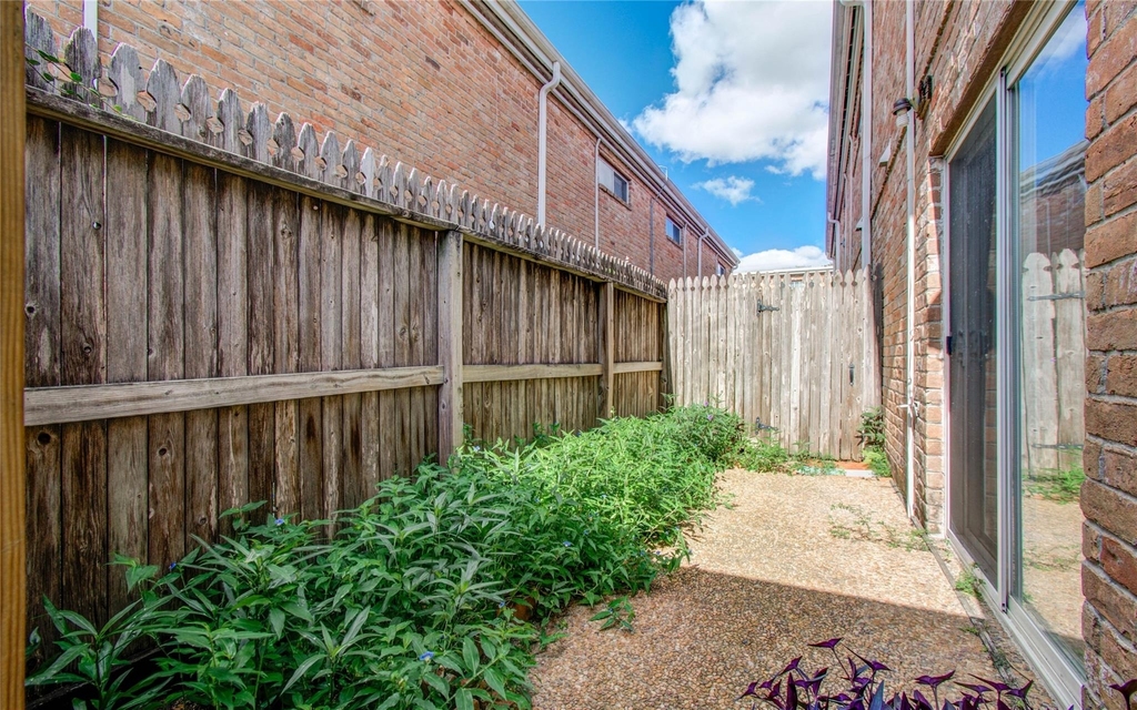 6410 Del Monte Drive - Photo 19