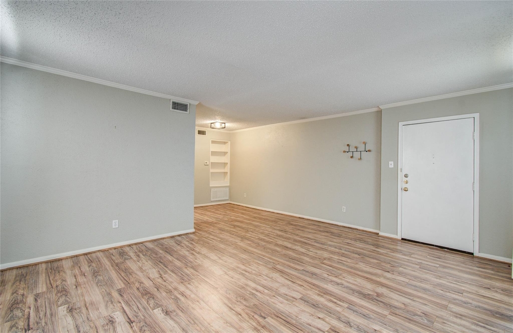 6410 Del Monte Drive - Photo 4