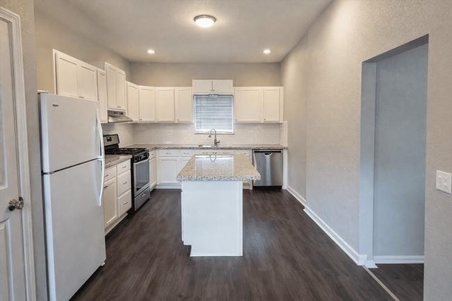 511 W Cleveland Street - Photo 3