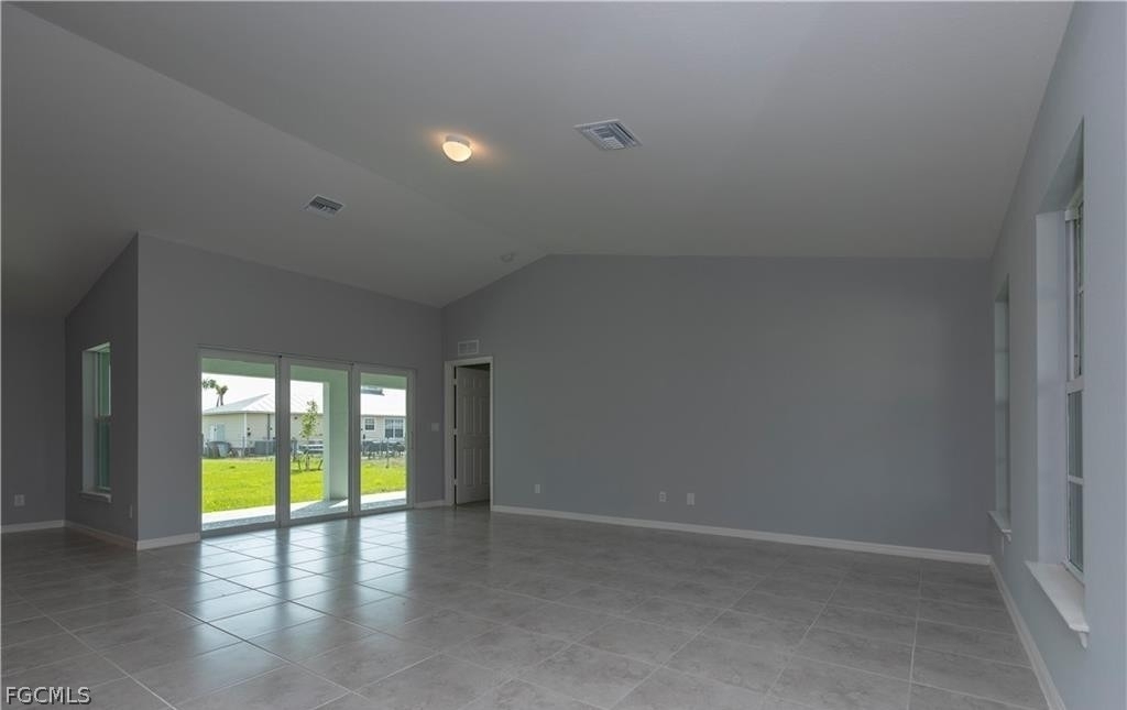 1400 Sw 1st Terrace - Photo 3