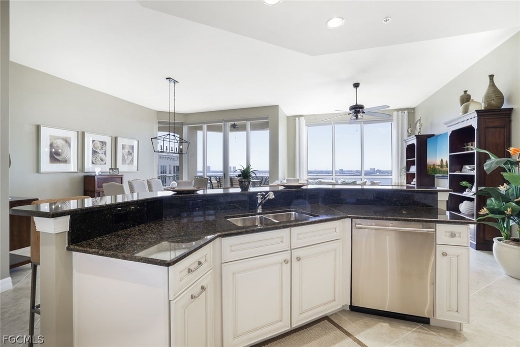 3426 Hancock Bridge Parkway - Photo 11
