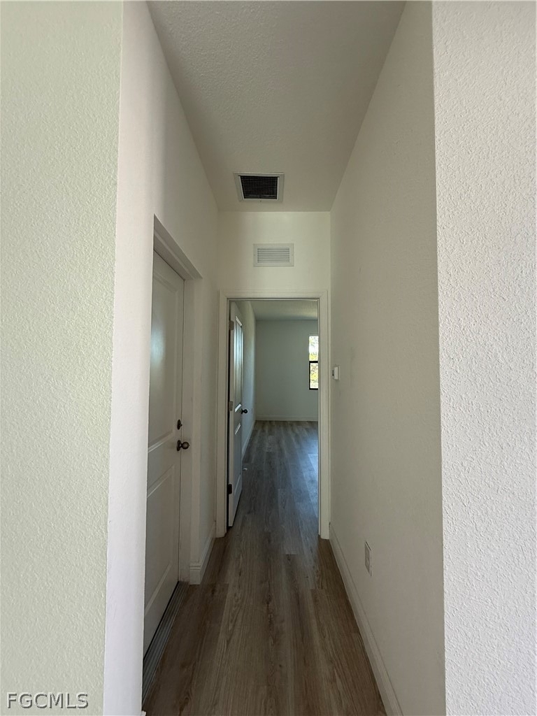 1135 Harvest Avenue - Photo 2
