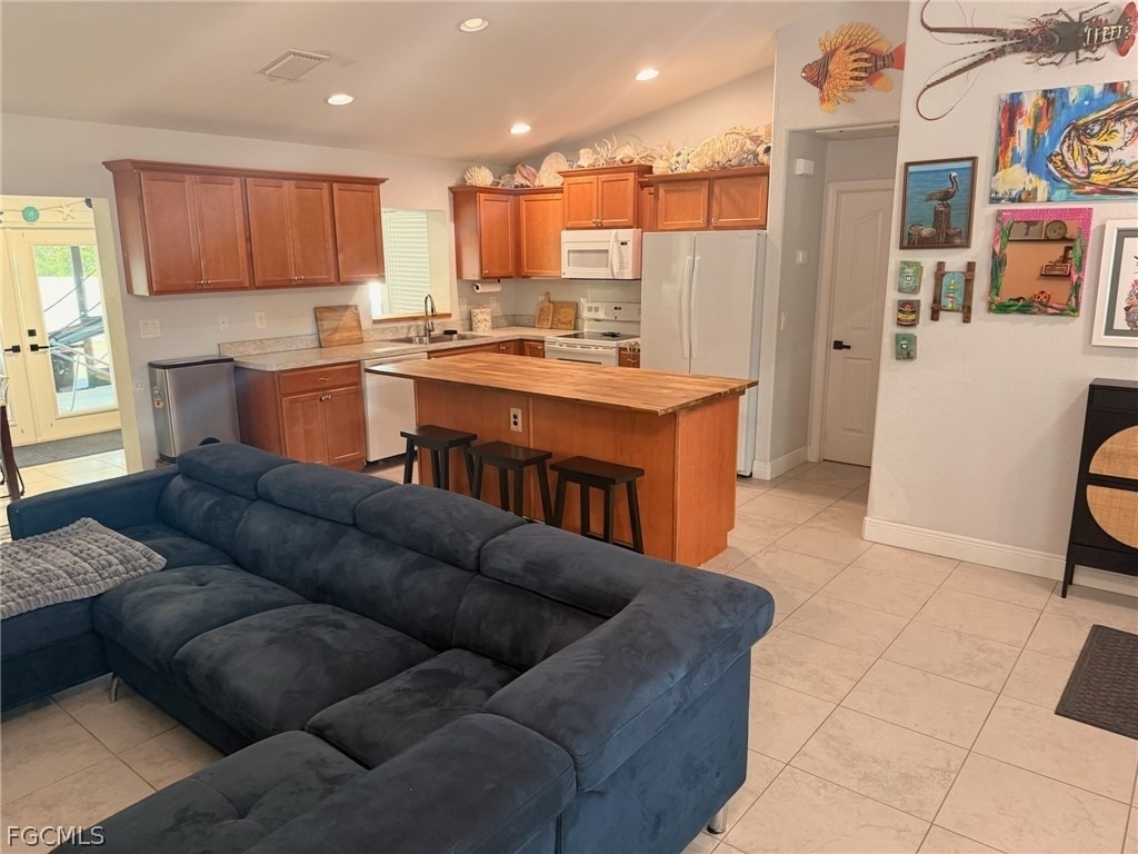 3195 Mayflower Terrace - Photo 2