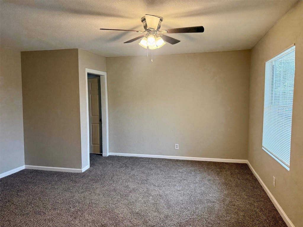 6743 Crestmont Street - Photo 6