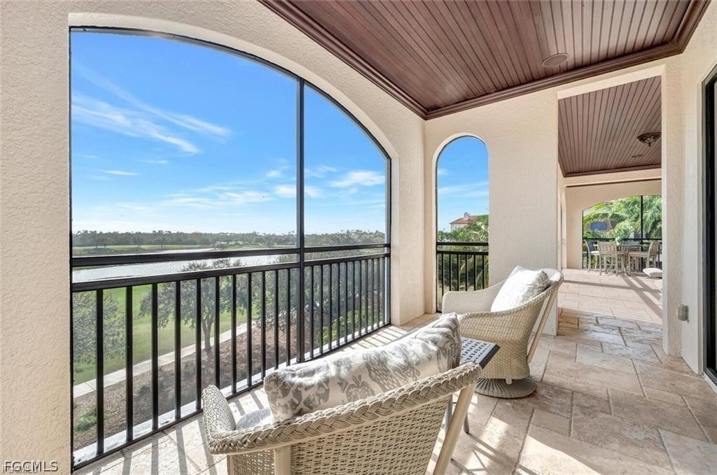 2542 Marquesa Royale Lane - Photo 4