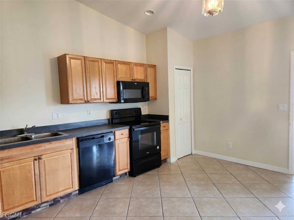 2120 Snead Drive - Photo 5