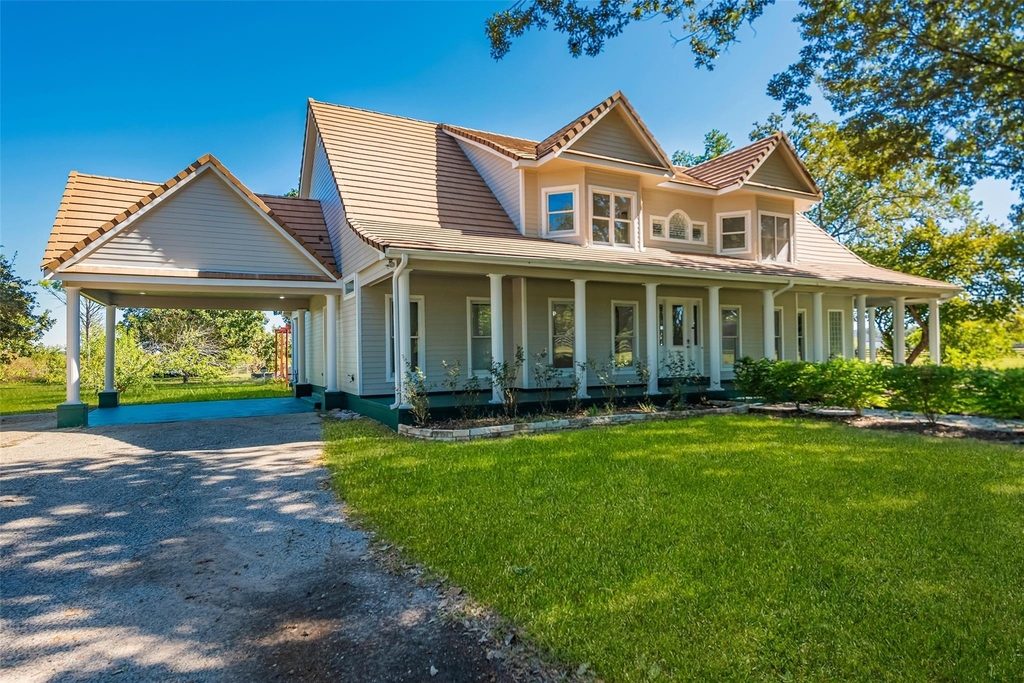 4610 Lea Lane - Photo 1