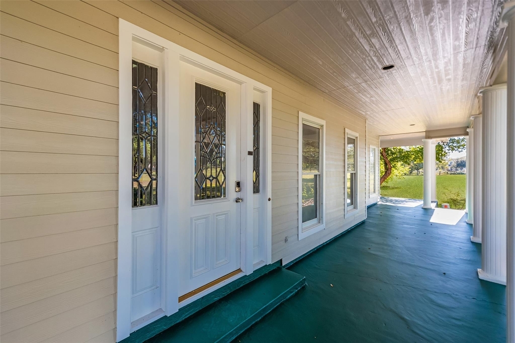 4610 Lea Lane - Photo 2