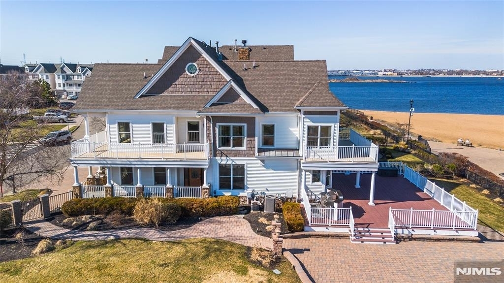 76 Raritan Reach - Photo 4
