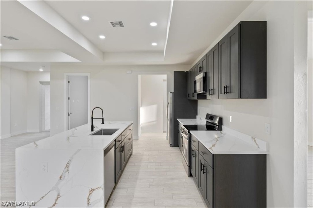 3008 23rd Street Sw - Photo 3