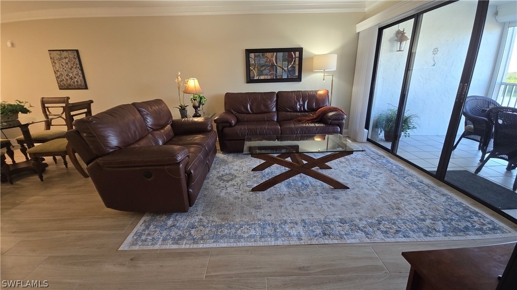 12945 Vanderbilt Drive - Photo 7