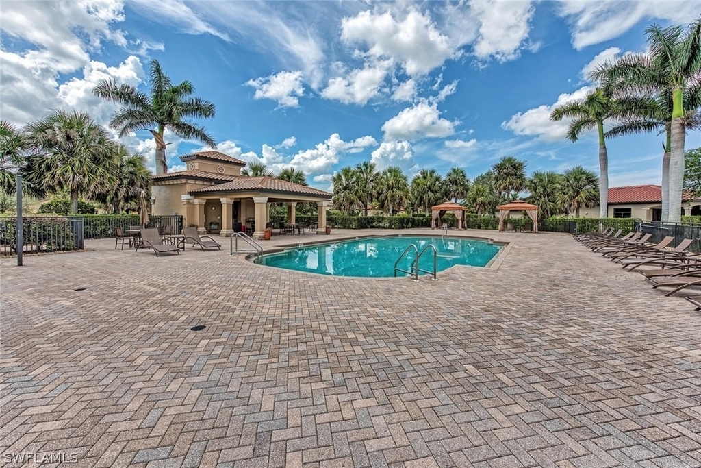9126 Napoli Court - Photo 20