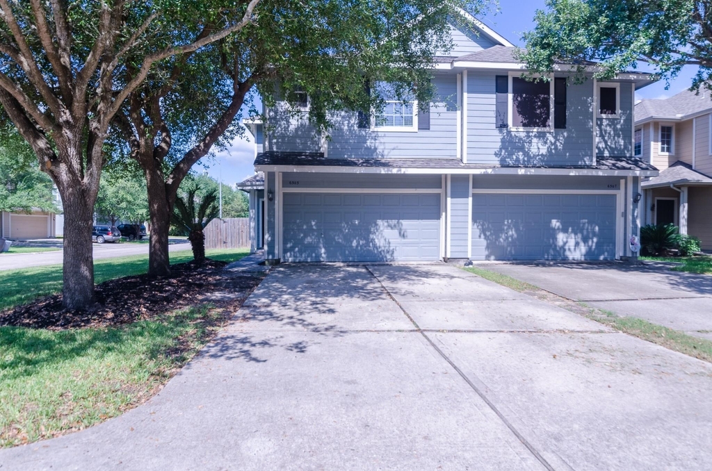 6303 Veranda Green Trail - Photo 0