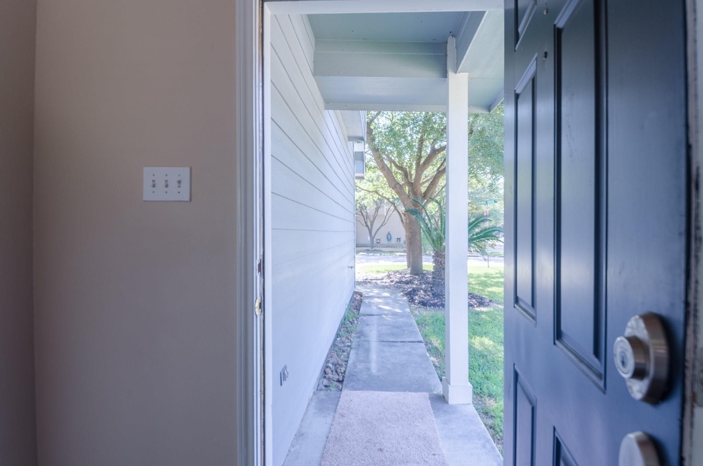 6303 Veranda Green Trail - Photo 3