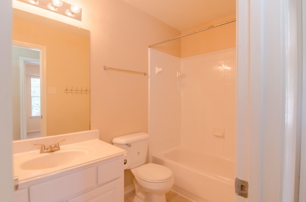 6303 Veranda Green Trail - Photo 18