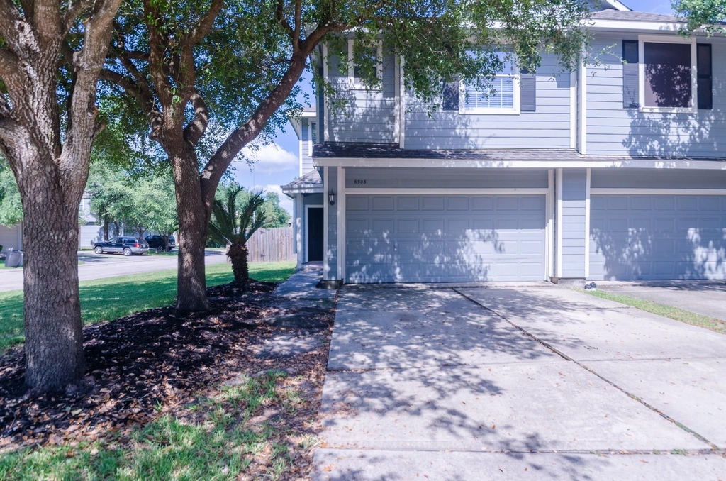6303 Veranda Green Trail - Photo 1