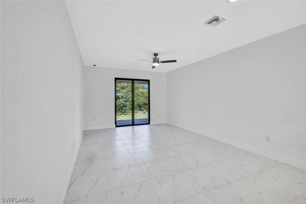 430/432 Bell Boulevard S - Photo 16
