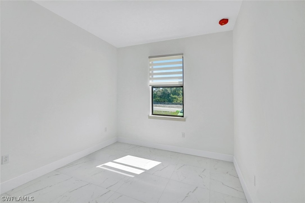 430/432 Bell Boulevard S - Photo 24