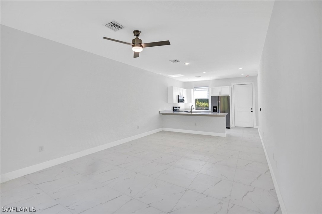 430/432 Bell Boulevard S - Photo 11
