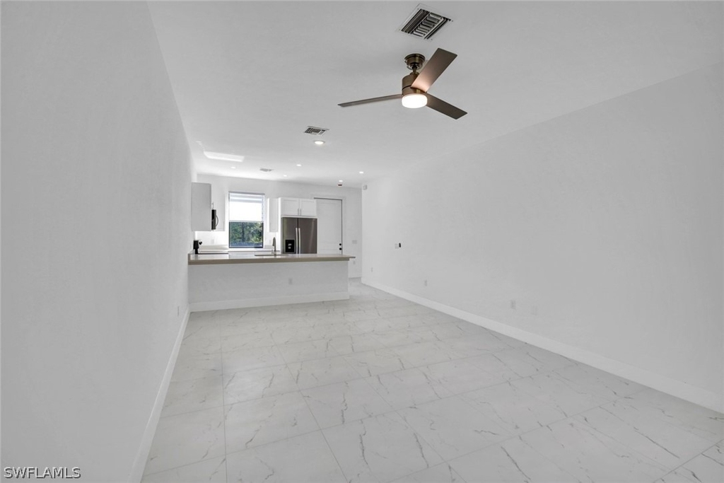 430/432 Bell Boulevard S - Photo 12