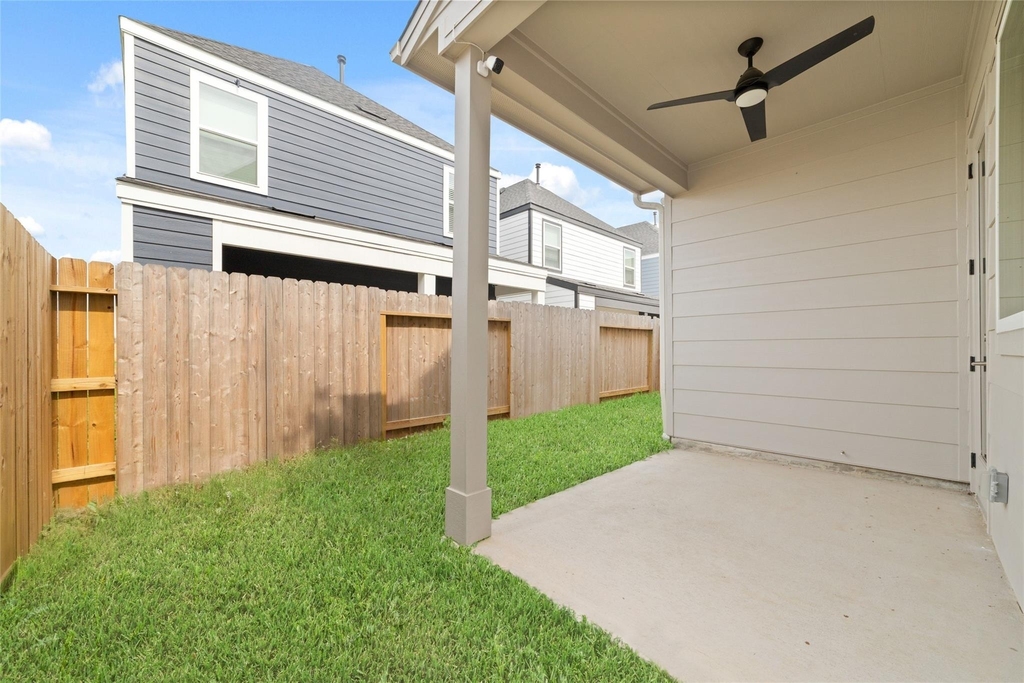 3007 Ventas Drive - Photo 36