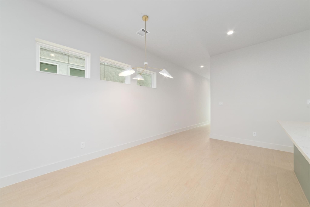 3007 Ventas Drive - Photo 5