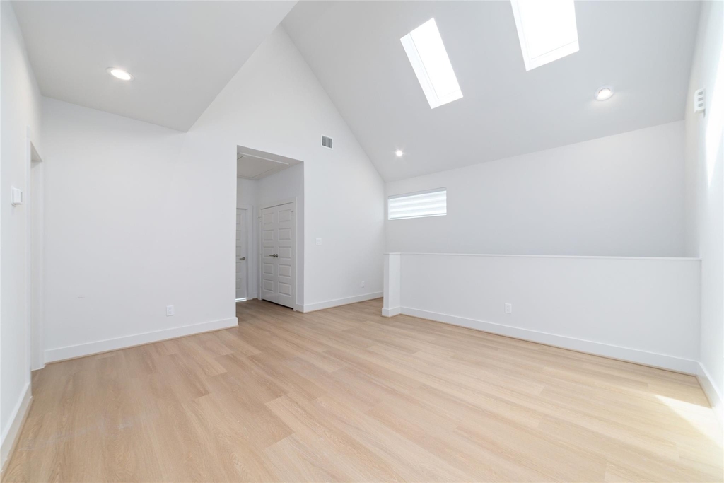 3007 Ventas Drive - Photo 22