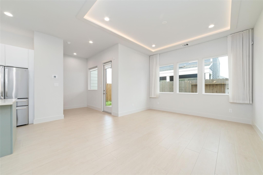 3007 Ventas Drive - Photo 7