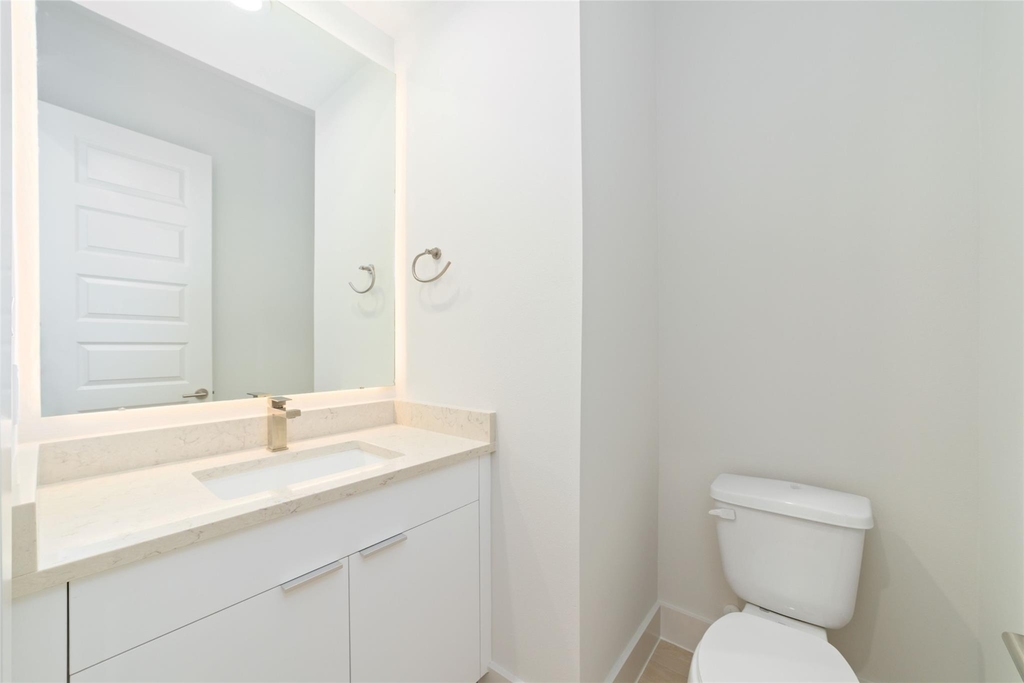3007 Ventas Drive - Photo 16