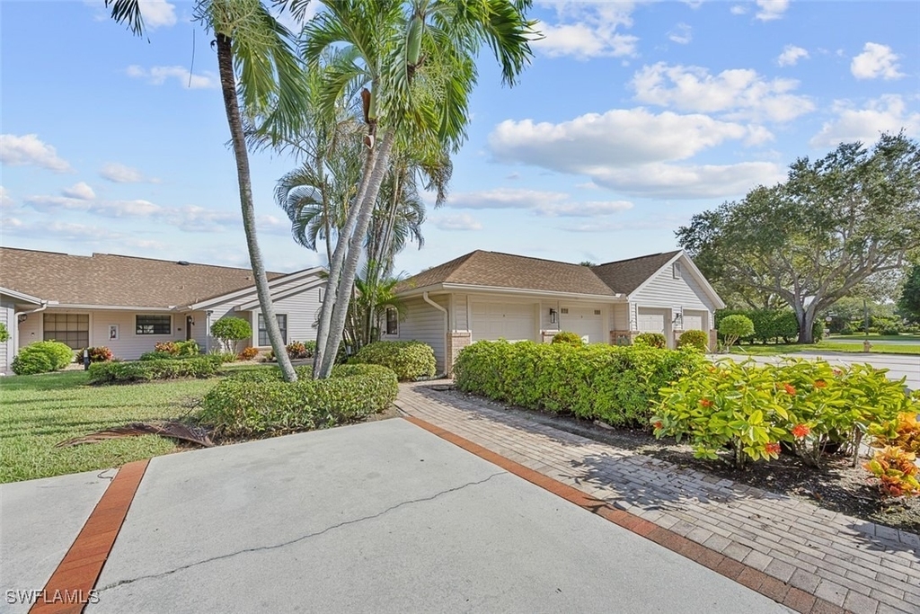 6654 Tannin Lane - Photo 2
