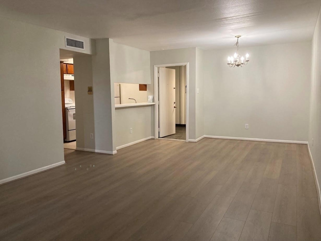 3075 Walnut Bend Lane - Photo 0