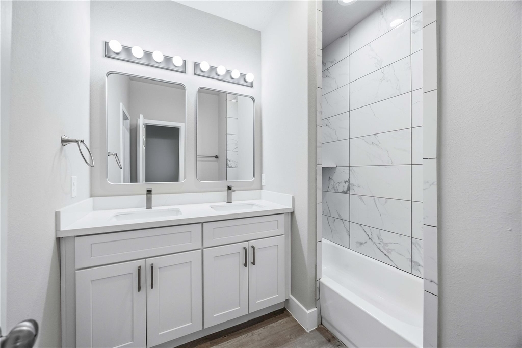 8512 Farqueson Street - Photo 17