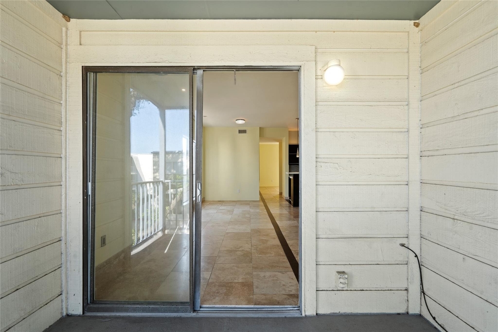 4001 Nasa Parkway - Photo 18